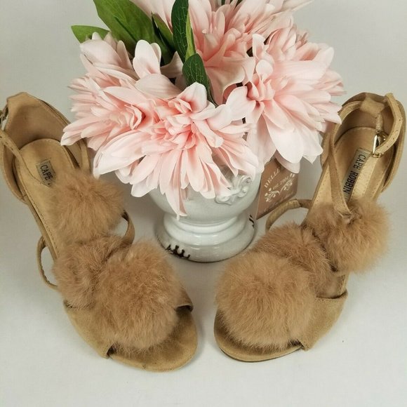 CAPE ROBBIN TAN FAUX SUEDE POM POM HEELS SIZE 8 - Picture 2 of 8